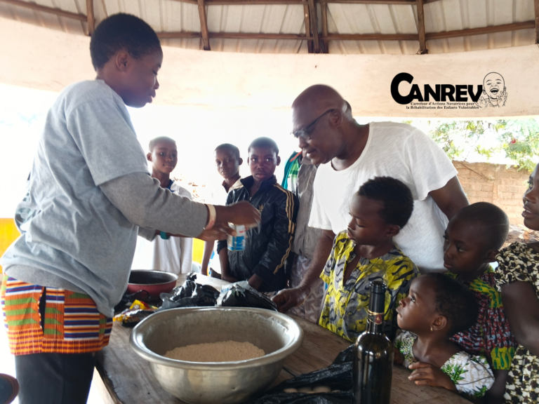 AU CAMPS CHANTIER CANREV 2026 LES ENFANTS S’INITIENT À LA PÂTISSERIE